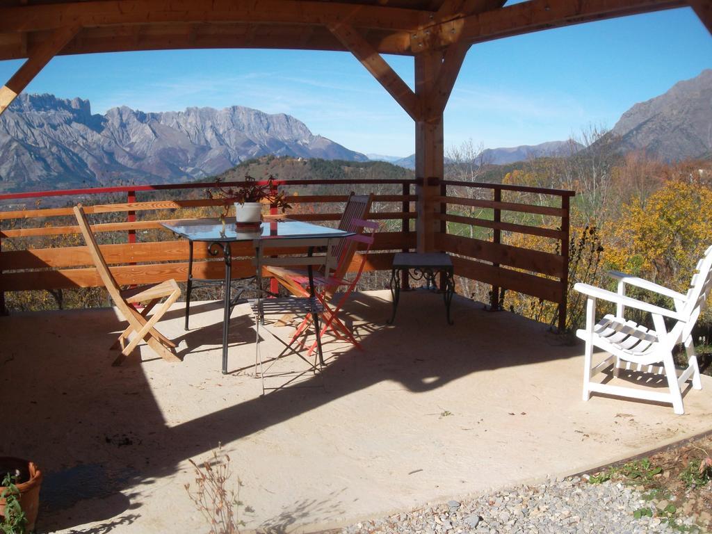 Comme un écrin... Chambres et table d'hôtes Saint-Bonnet-en-Champsaur Esterno foto