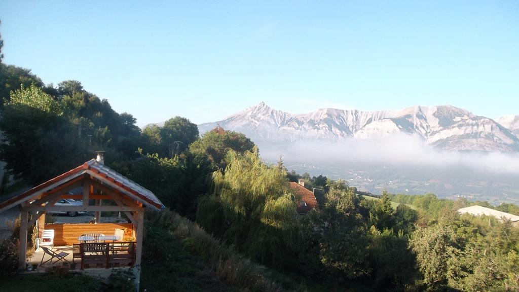 Comme un écrin... Chambres et table d'hôtes Saint-Bonnet-en-Champsaur Esterno foto